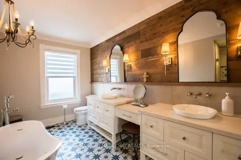 36 Shanty Bay Road Barrie ON L4M 1C8