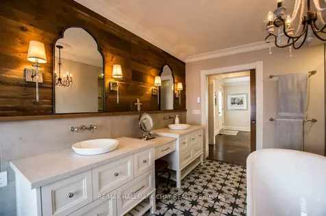 36 Shanty Bay Road Barrie ON L4M 1C8