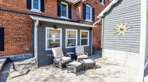 36 Shanty Bay Road Barrie ON L4M 1C8