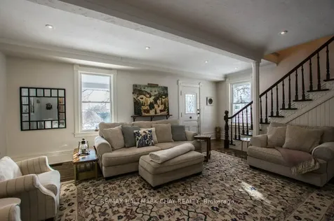 36 Shanty Bay Road Barrie ON L4M 1C8