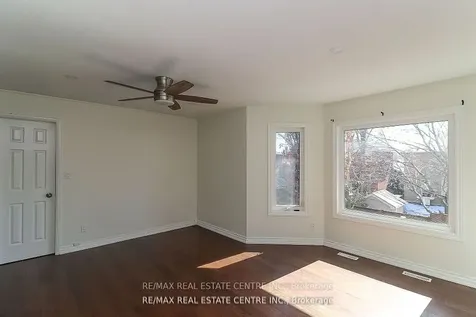 25 Meadowlark Road Barrie ON L4M 6C8