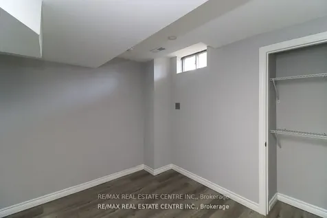 25 Meadowlark Road Barrie ON L4M 6C8