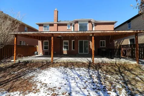25 Meadowlark Road Barrie ON L4M 6C8
