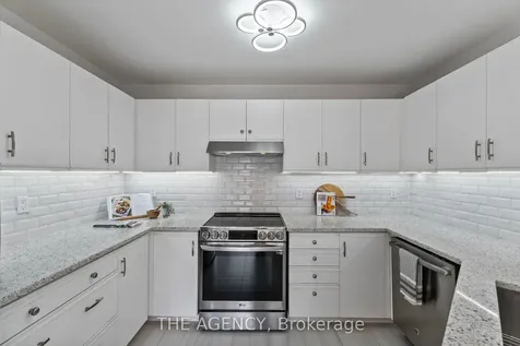 22 Herrell Avenue Barrie ON L4N 6T5