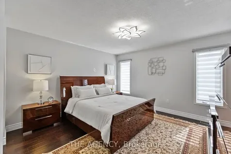 22 Herrell Avenue Barrie ON L4N 6T5