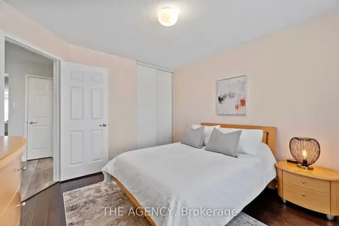 22 Herrell Avenue Barrie ON L4N 6T5