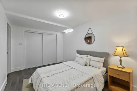 22 Herrell Avenue Barrie ON L4N 6T5