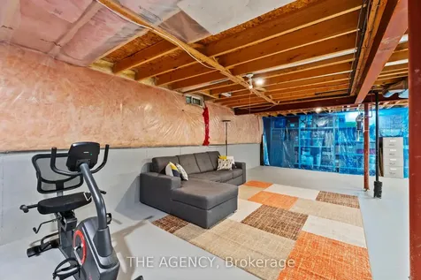 22 Herrell Avenue Barrie ON L4N 6T5