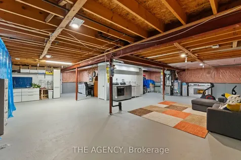 22 Herrell Avenue Barrie ON L4N 6T5