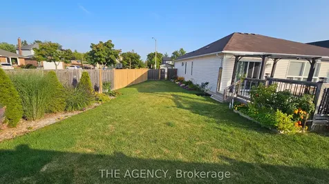 22 Herrell Avenue Barrie ON L4N 6T5