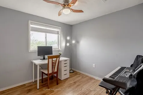 56 Rundle Crescent Barrie ON L4N 8E6