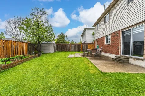 56 Rundle Crescent Barrie ON L4N 8E6