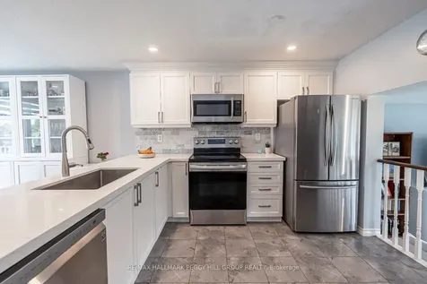 56 Rundle Crescent Barrie ON L4N 8E6