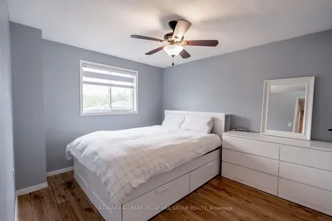 56 Rundle Crescent Barrie ON L4N 8E6