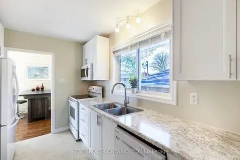 90 Johnson Street Barrie ON L4M 4R3