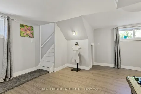 90 Johnson Street Barrie ON L4M 4R3