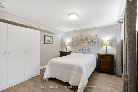 90 Johnson Street Barrie ON L4M 4R3