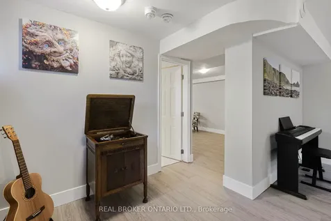 90 Johnson Street Barrie ON L4M 4R3