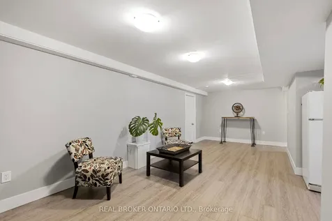 90 Johnson Street Barrie ON L4M 4R3