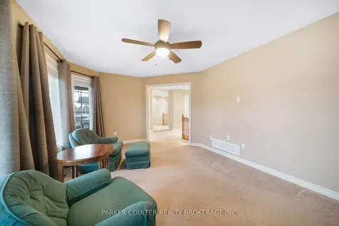 16 Player Drive Barrie ON L4M 6W1