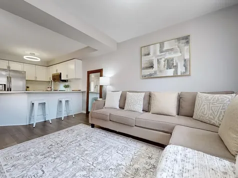 98 Hawthorne Crescent Barrie ON L4N 9Y9