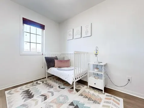 98 Hawthorne Crescent Barrie ON L4N 9Y9