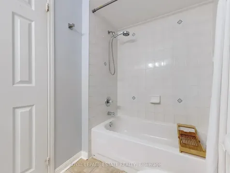 98 Hawthorne Crescent Barrie ON L4N 9Y9