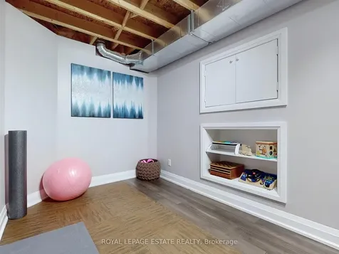 98 Hawthorne Crescent Barrie ON L4N 9Y9