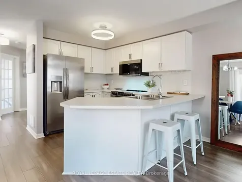 98 Hawthorne Crescent Barrie ON L4N 9Y9