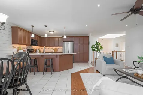 234 Dominion Drive Clearview ON L0M 1S0