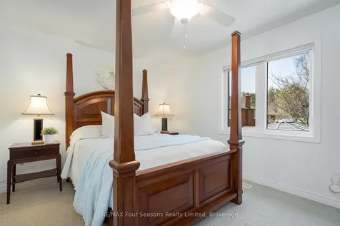 234 Dominion Drive Clearview ON L0M 1S0