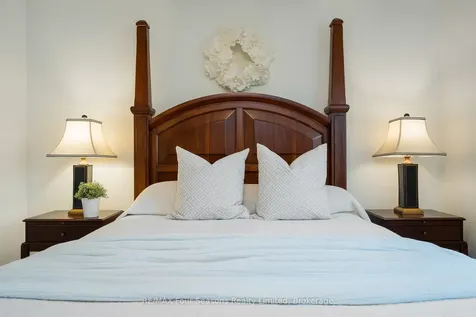 234 Dominion Drive Clearview ON L0M 1S0