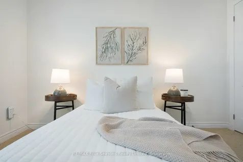 234 Dominion Drive Clearview ON L0M 1S0