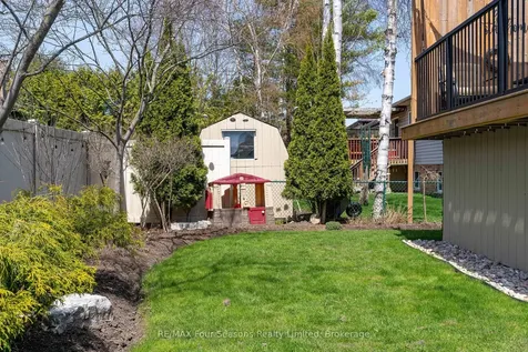 234 Dominion Drive Clearview ON L0M 1S0