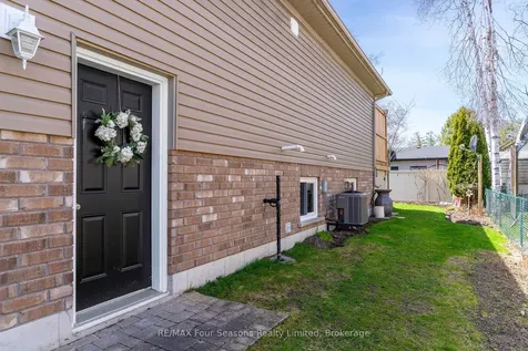 234 Dominion Drive Clearview ON L0M 1S0