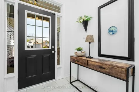 234 Dominion Drive Clearview ON L0M 1S0