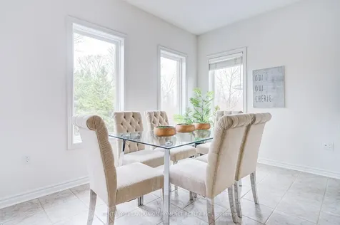 6 Callaway Court Barrie ON L4M 6V7