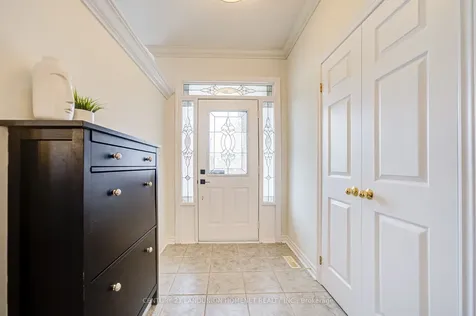 6 Callaway Court Barrie ON L4M 6V7