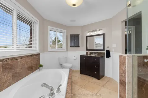 20 Bear Creek Drive Barrie ON L4N 9M6