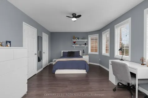 20 Bear Creek Drive Barrie ON L4N 9M6