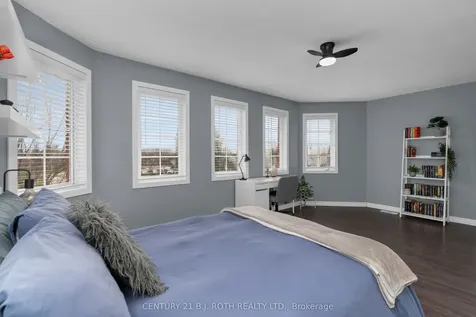 20 Bear Creek Drive Barrie ON L4N 9M6