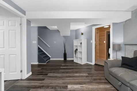 20 Bear Creek Drive Barrie ON L4N 9M6