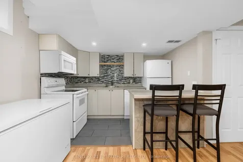 20 Bear Creek Drive Barrie ON L4N 9M6