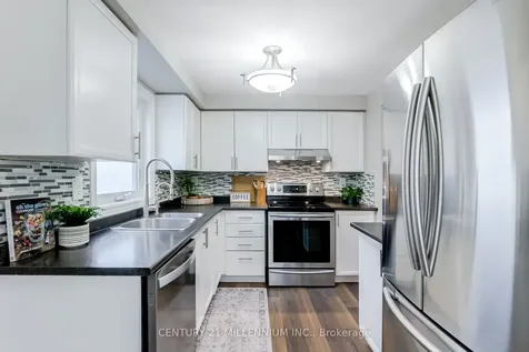 54 Arthur Avenue Barrie ON L4M 6H5