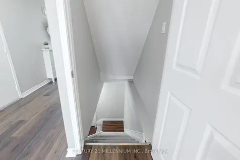 54 Arthur Avenue Barrie ON L4M 6H5