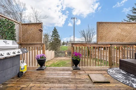 54 Arthur Avenue Barrie ON L4M 6H5