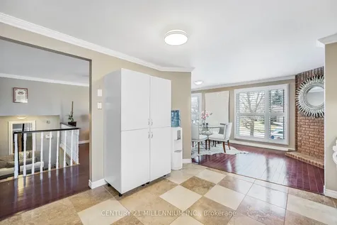 7 Coles Street Barrie ON L4N 5W5