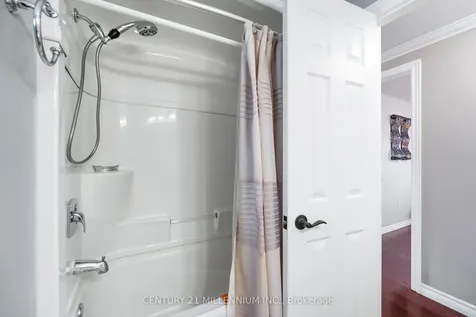 7 Coles Street Barrie ON L4N 5W5