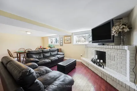 7 Coles Street Barrie ON L4N 5W5