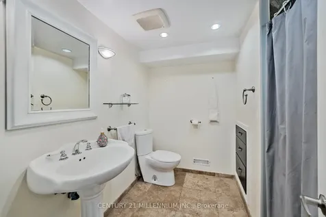 7 Coles Street Barrie ON L4N 5W5